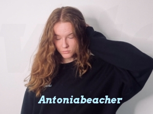 Antoniabeacher