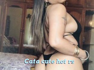 Cata_cute_hot_rs