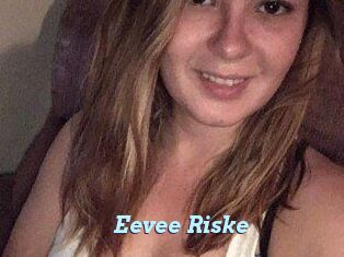 Eevee_Riske