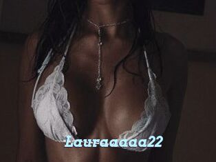 Lauraaaaa22