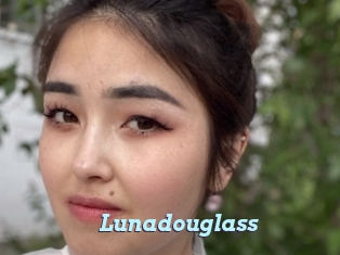 Lunadouglass