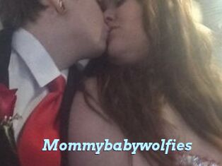 Mommybabywolfies