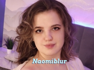 Naomiblur