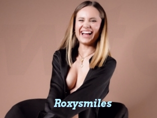 Roxysmiles